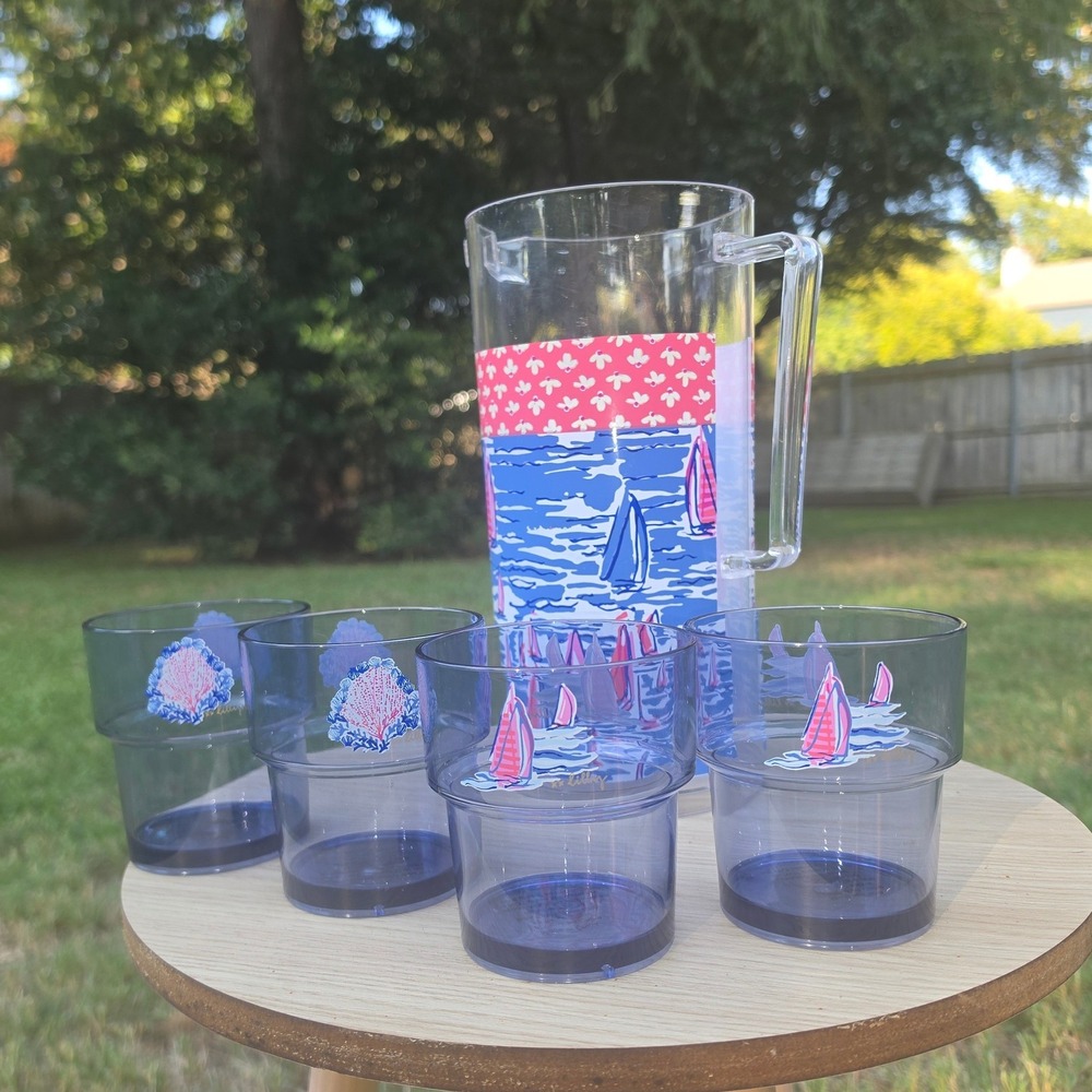 Lilly Pulitzer Sailboat Pitcher and 4 Tumbler Set Nautical Acrylic Blue Pink